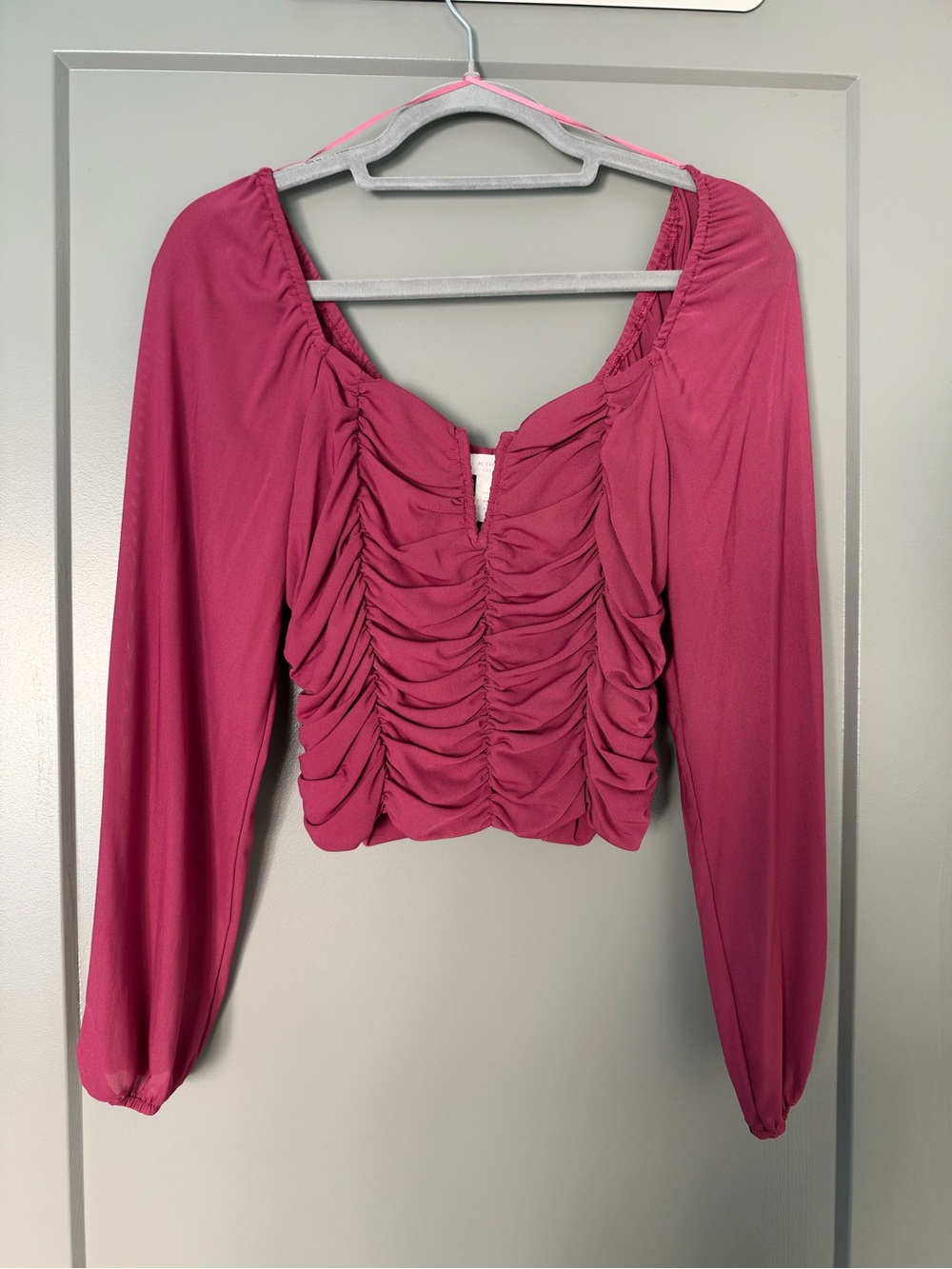 Ruched Scoop-Neck Crop Top in Berry Pink